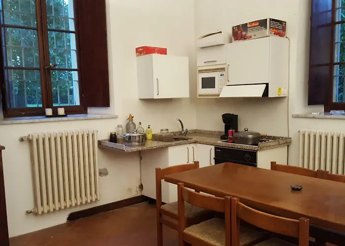 Ghia Apartment Parma